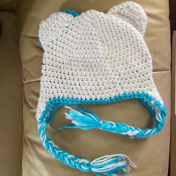 Hello Kitty winter hat - Picture 6 of 8